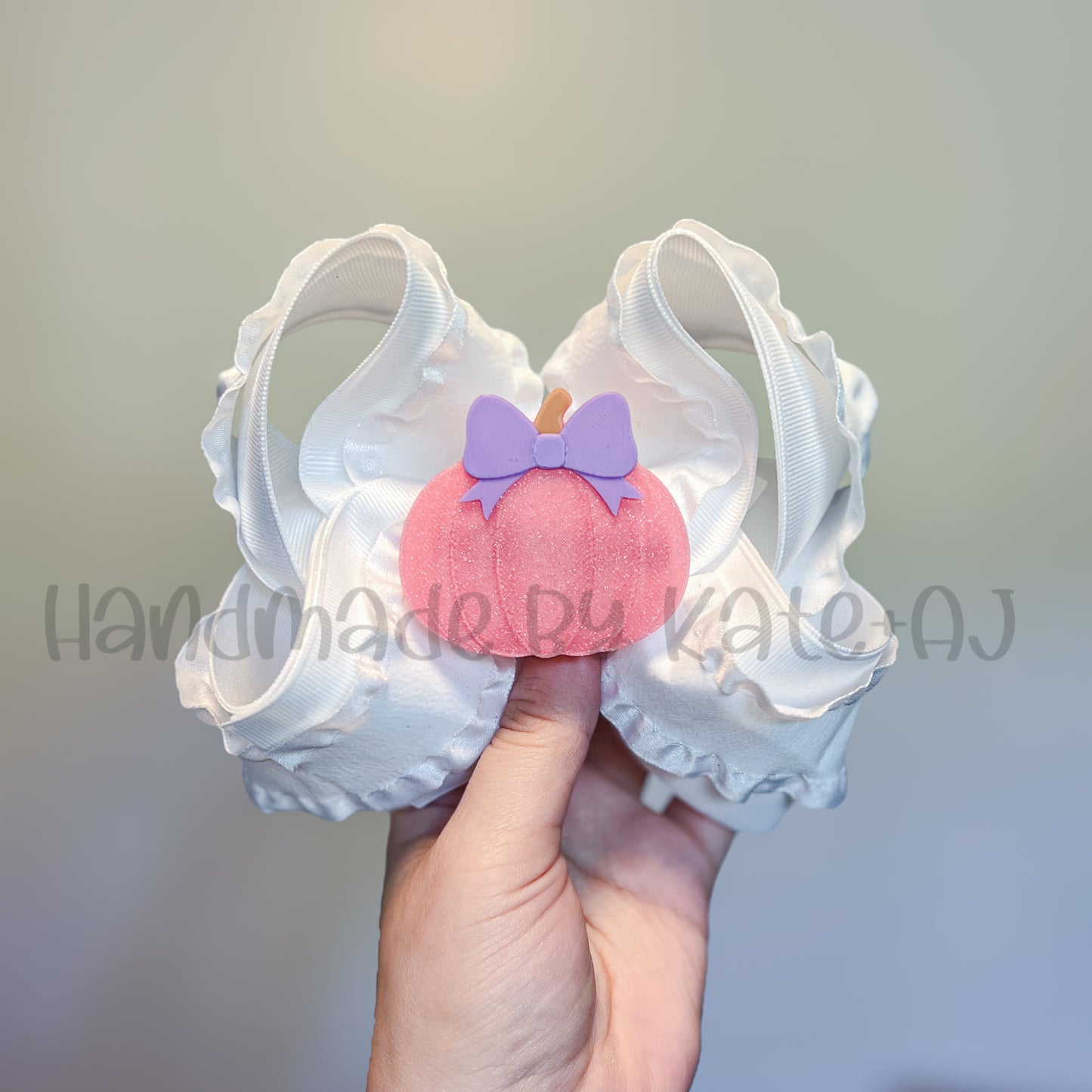 RTS Pink Sparkle Pumpkin W/ Lavender Bow Single Clip