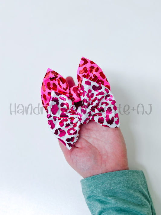 Handmade Bow Leopard - Piggies